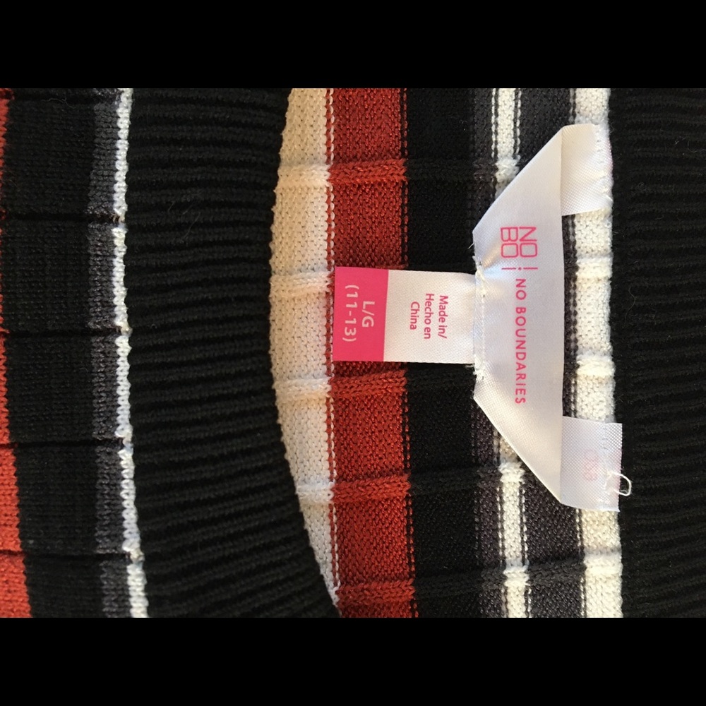 Sweater - Picture 2 of 2